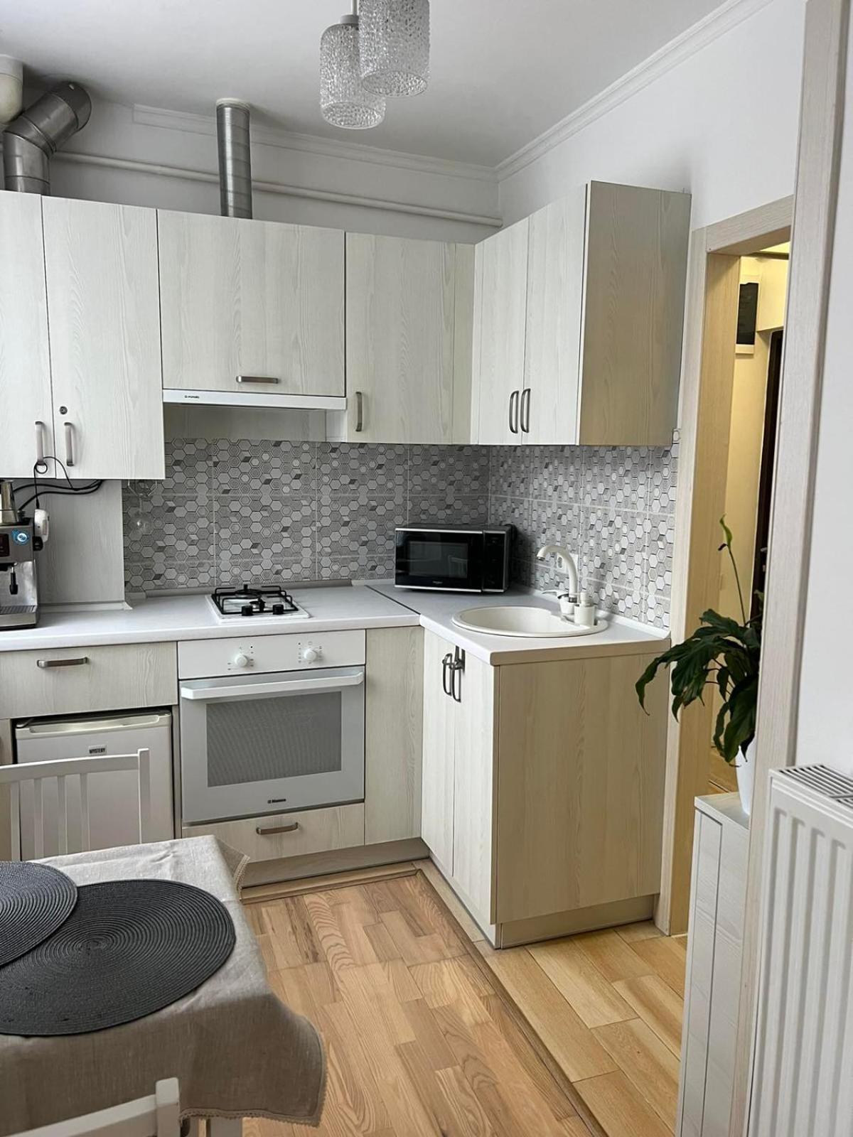 Apartment Kvitka Λβιβ Εξωτερικό φωτογραφία